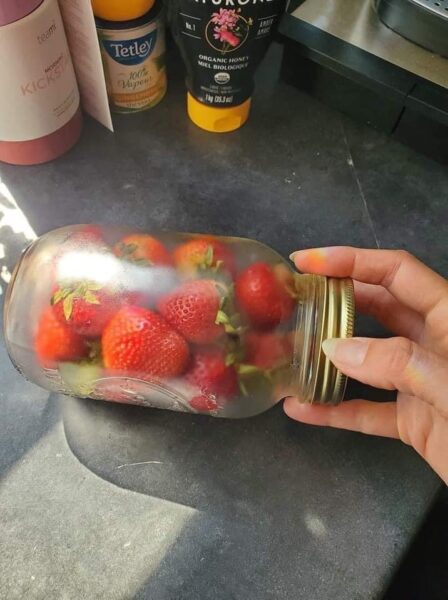Unlock the Secret to Fresh Strawberries: The Glass Jar Method